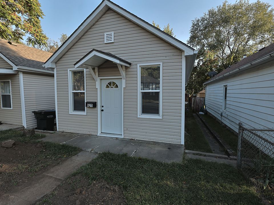 1st image of 621 Kiowa St