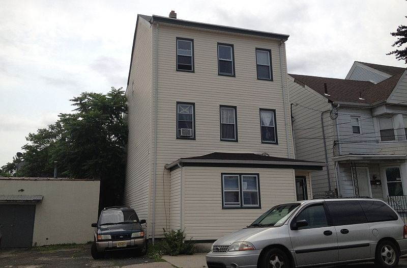 2nd image of 85 Sherman Ave