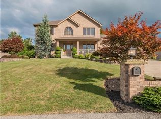627 Rose Garden Ter, Latrobe, PA