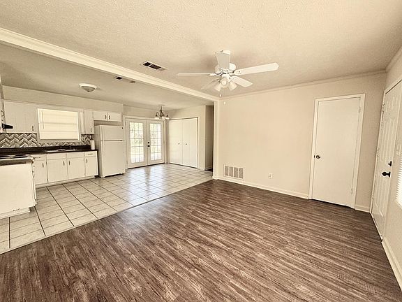 2nd image of 6108 King William Dr