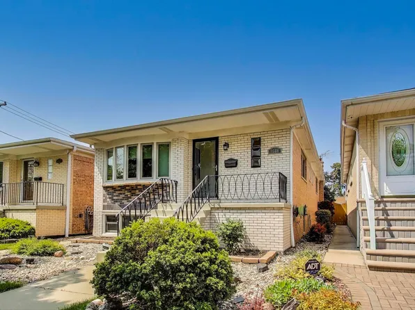 5560 W Ardmore Ave, Chicago, IL 60646