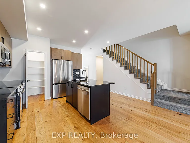 120 Patchell Pl — Photo 9