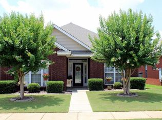 526 Ashton Oak Dr, Prattville, AL 36066