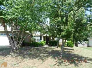 313 Myles Ln, Bonaire, GA