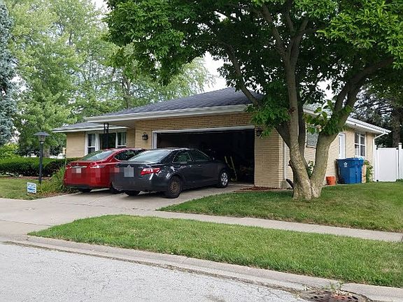 3rd image of 16901 Ingleside Ave