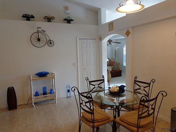 3rd image of 7 Eastmoor Ln