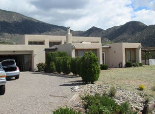 18 Juan Rd, Albuquerque, NM 87123