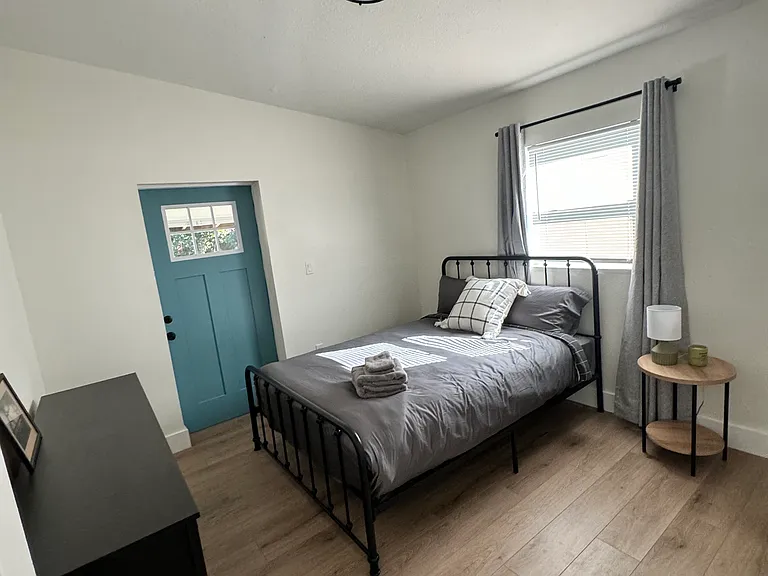 1076 Philippe Pkwy #A — Photo 7