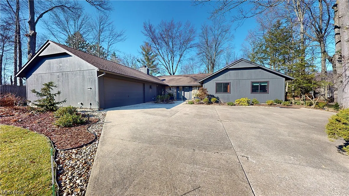 10040 Shale Brook Ct photo 1