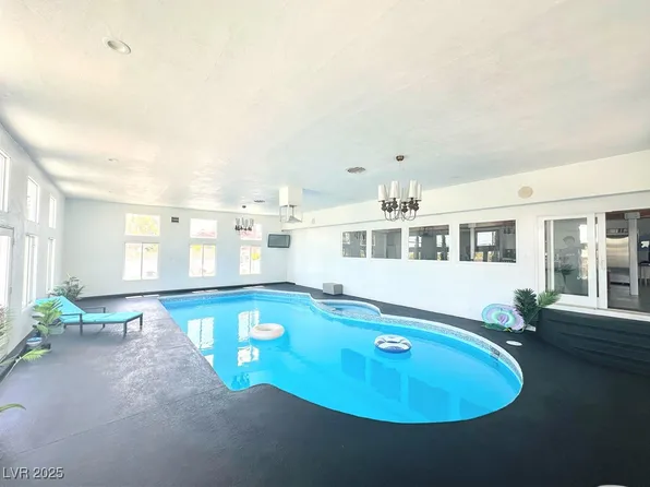 2890 Belcastro St, Las Vegas, NV 89117