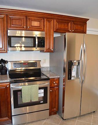 3rd image of 13718 Woodland Heights Dr