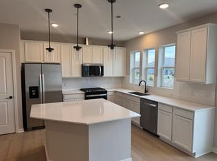 21940 Harvest Ave, Rogers, MN 55374