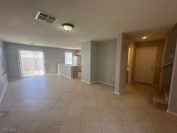 3rd image of 2119 Tierra Del Verde St