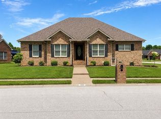 3881 Pine Lake Ct, Owensboro, KY 42303