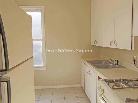 4 Kitchen_11212017