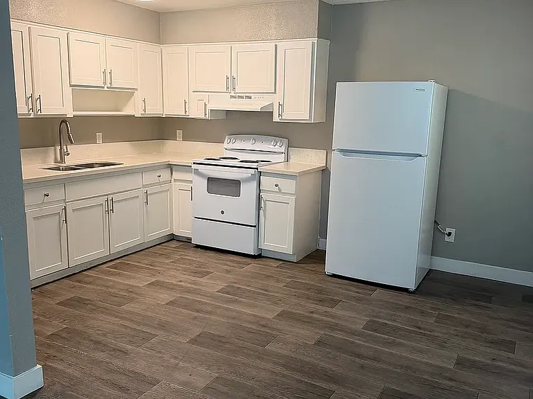 515 S 13th St #5 — Photo 6