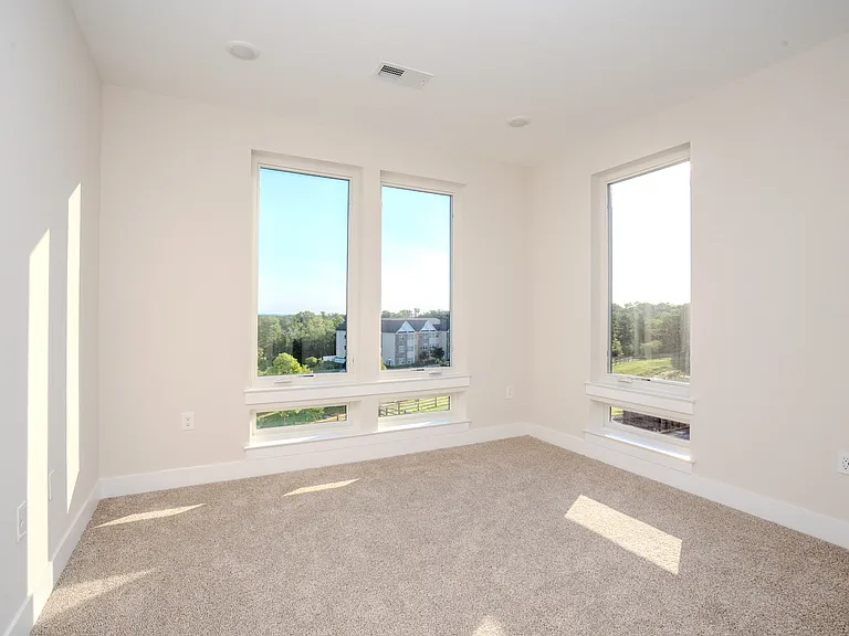 112 Village Dr #112 — Photo 18