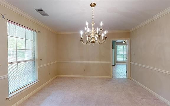 5th image of 1708 Garon Dr