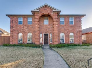 8202 Luna Dr, Rowlett, TX 75088