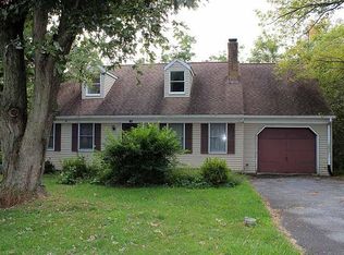 100 Hawthorne Cir, Willow Street, PA 17584