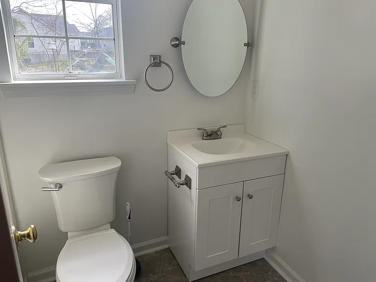 258 Stonewood Dr — Photo 9