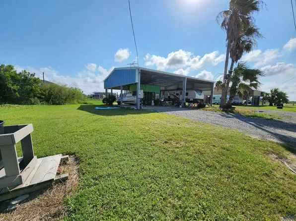 125 Olive Ln, Grand Isle, LA 70358