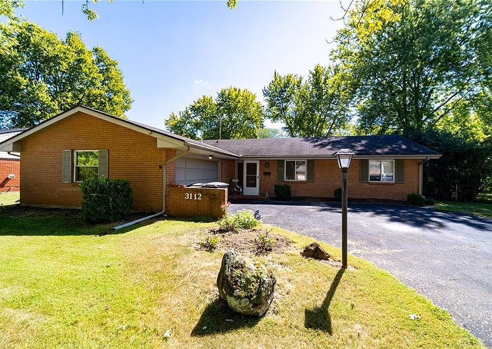 1st image of 3112 Dahlia Dr