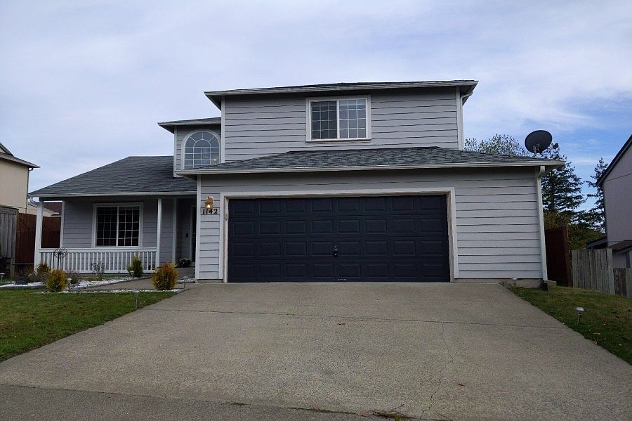 1st image of 1142 Fitz Hugh Dr SE