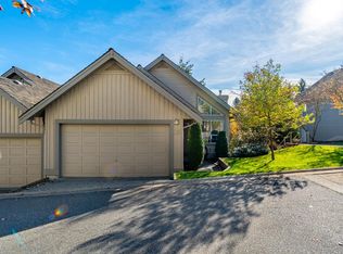 1465 Parkway Blvd #116, Coquitlam, BC