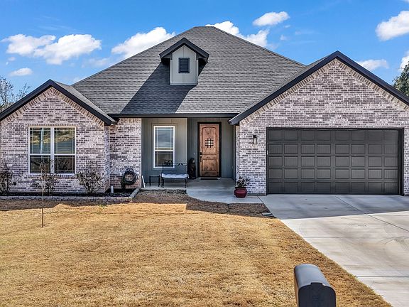 2nd image of 1013 Mojave Trl