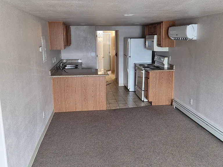235 Crater Lake Pkwy #3 — Photo 5