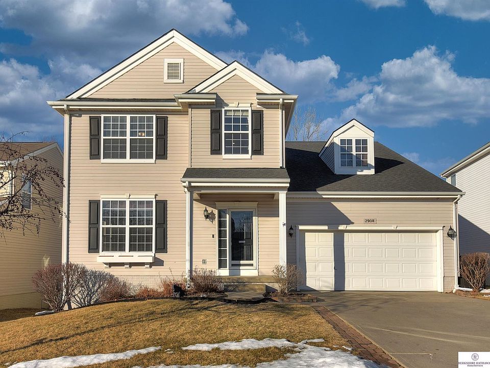 1st image of 2908 Kelly Dr