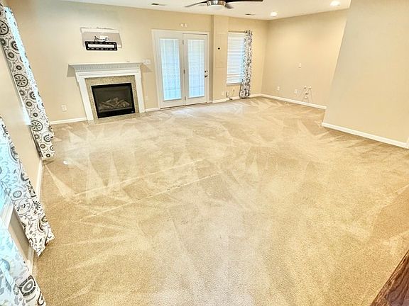 2nd image of 500 Siena Ln