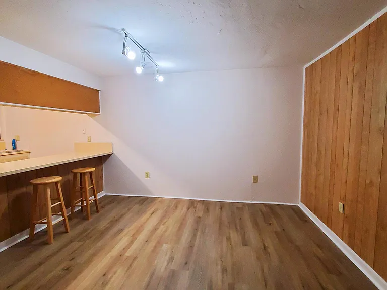 2811 SW Archer Rd #N114 — Photo 3