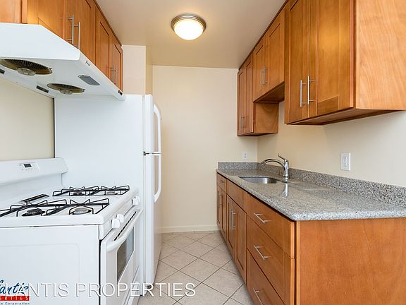 3rd image of 68 Topeka Ave APT 02