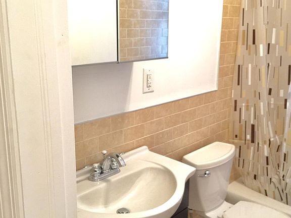 5th image of 2315 29th St