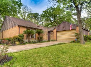 93 Indian Creek Dr, Conroe, TX 77304