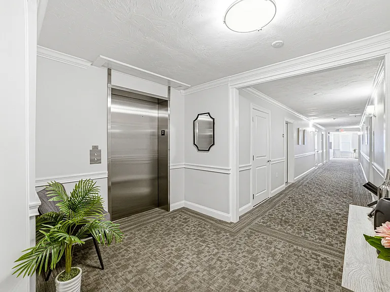 320 Middlesex Ave #D208 — Photo 27