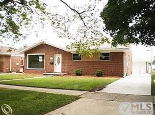 1841 Grange Rd, Trenton, MI 48183