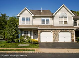 1 Nutmeg Ct, Tinton Falls, NJ 07753
