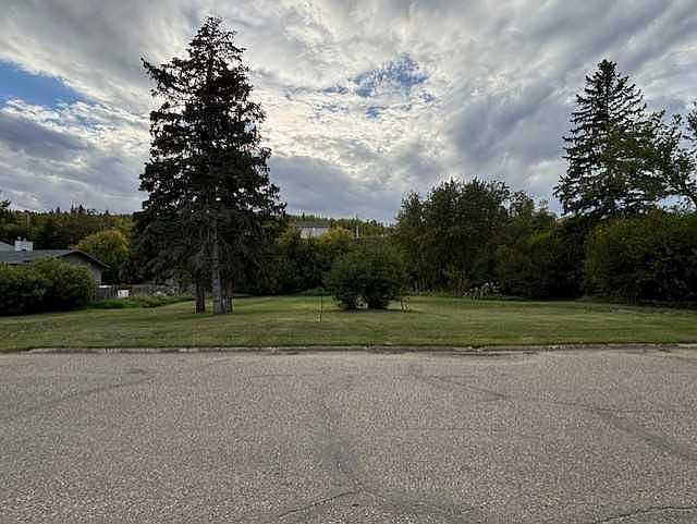 1st image of 10702 90th St