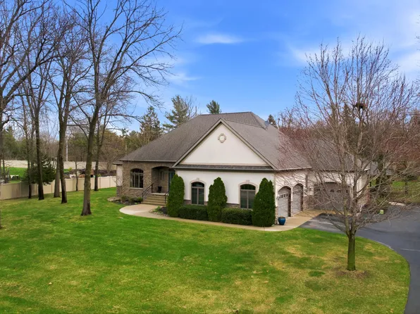 10372 Mulligan Dr, Wheatfield, IN 46392