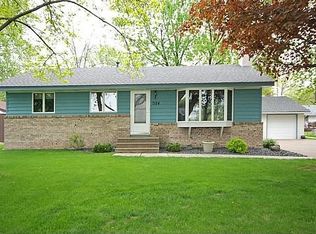 7124 Oliver Ave N, Brooklyn Center, MN 55430