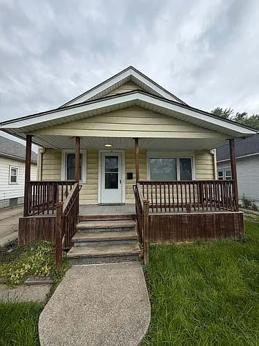49 Forbes Rd Photo 1
