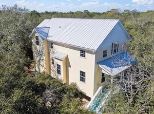 13 Aucilla St, Panacea, FL 32346