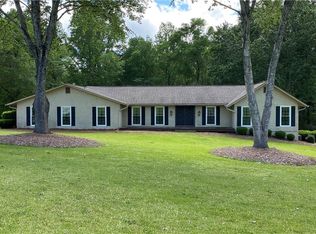 17 Freeman Ave, Opelika, AL 36801