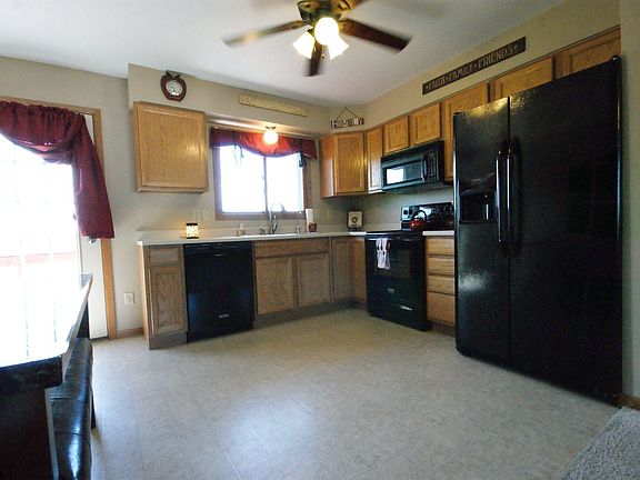 5th image of 8043 Haas Ln