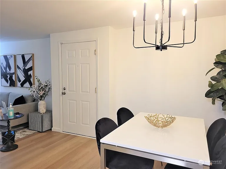 975 Aberdeen Ave NE #H204 — Photo 10