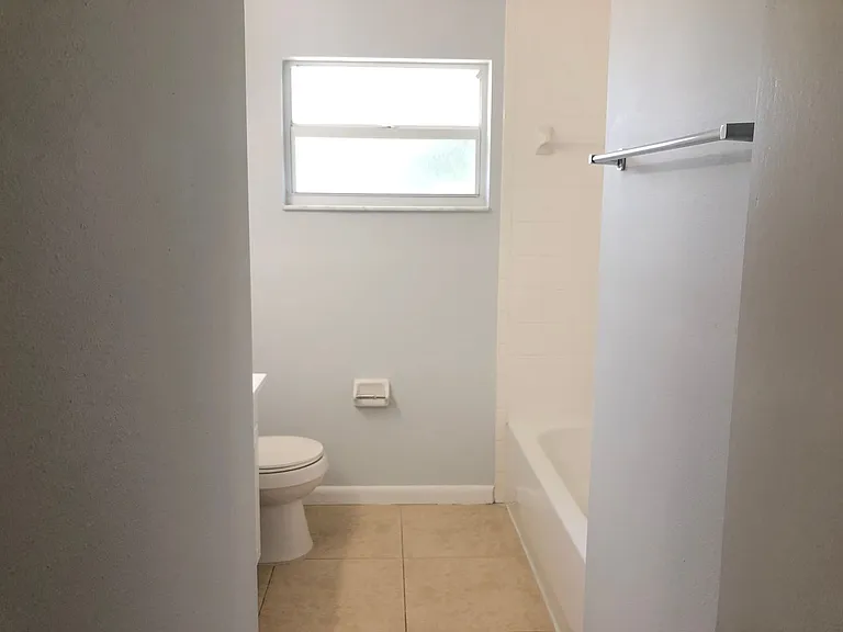 10602 Allisheim Ave — Photo 21