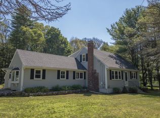 17 North St, Bellingham, MA 02019